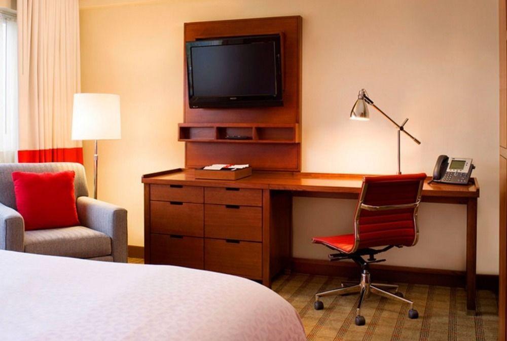 Four Points By Sheraton Midland Ngoại thất bức ảnh